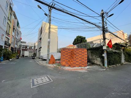 Bán đất 2 mặt tiền HXH Lê Văn Chí, Linh Trung, DT 60m2 ngang 5m, hẻm 7m. Tiện xây ở hoặc cho thuê